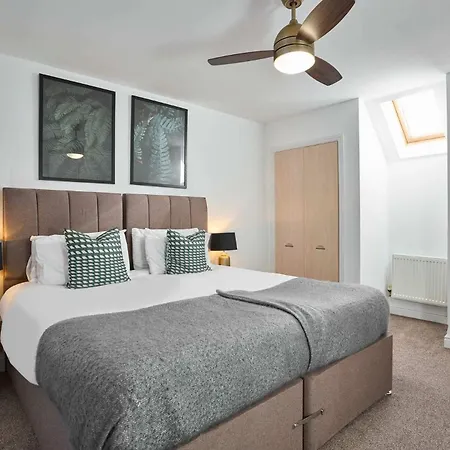 Host & - Cherry Blossom House Holiday home